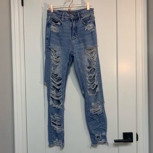 American eagle 00 ripped jeans